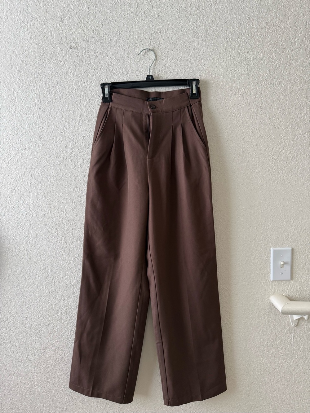 Women's Straight Leg Pants in Brown